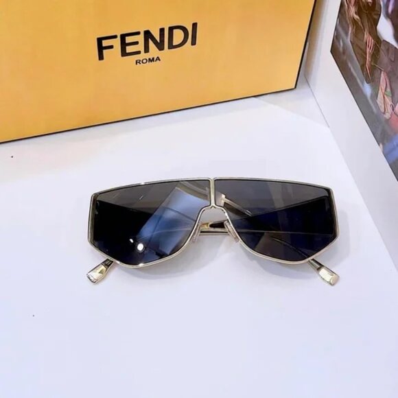 NEW FENDI FE40051U - 32A SHIELD POLARIZED SUNGLASSES - Picture 8 of 16